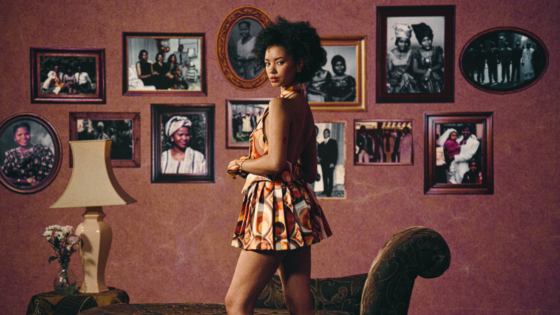 Tolu The Walk image 1