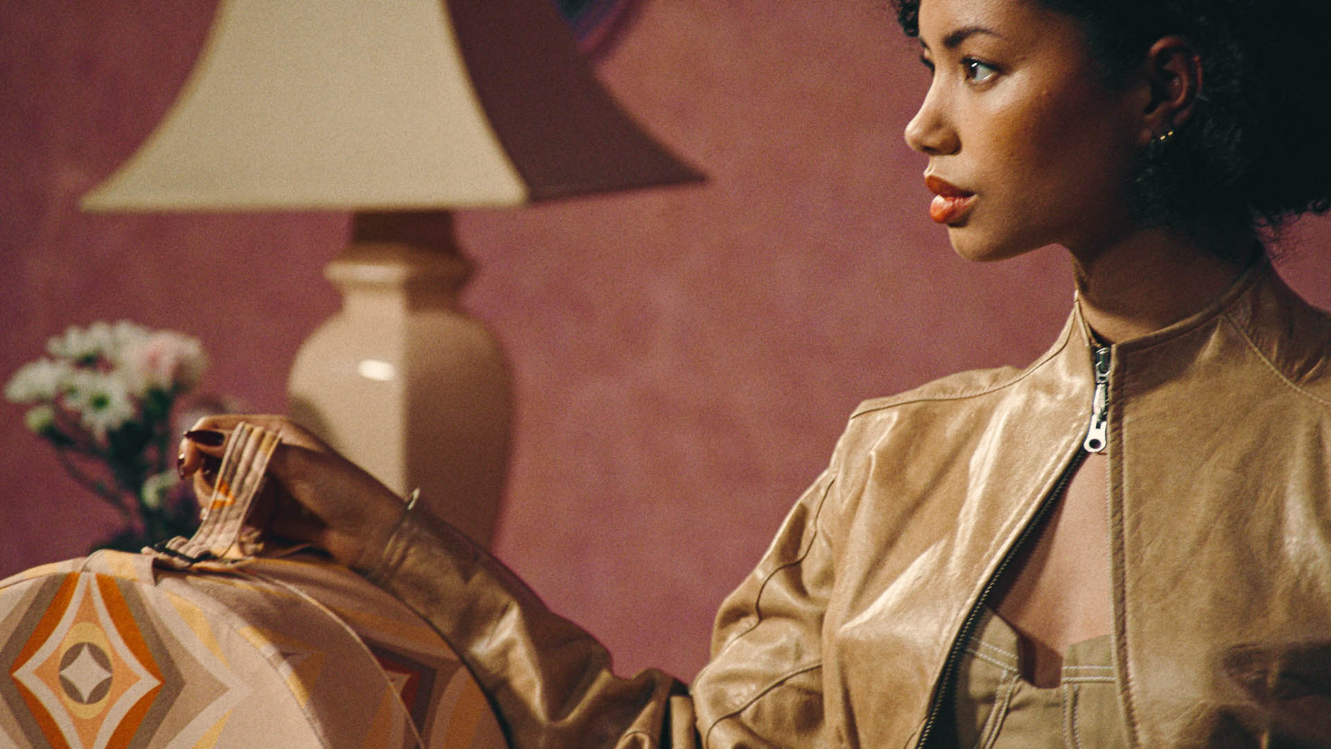 Tolu The Walk slideshow 11